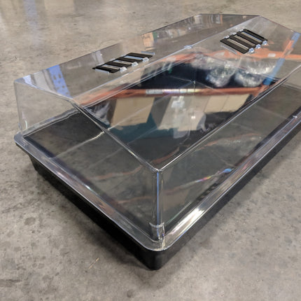 PROP - 64 - LID LARGE SOLID PERSPEX LID 555 X 385 X 110MM image 0